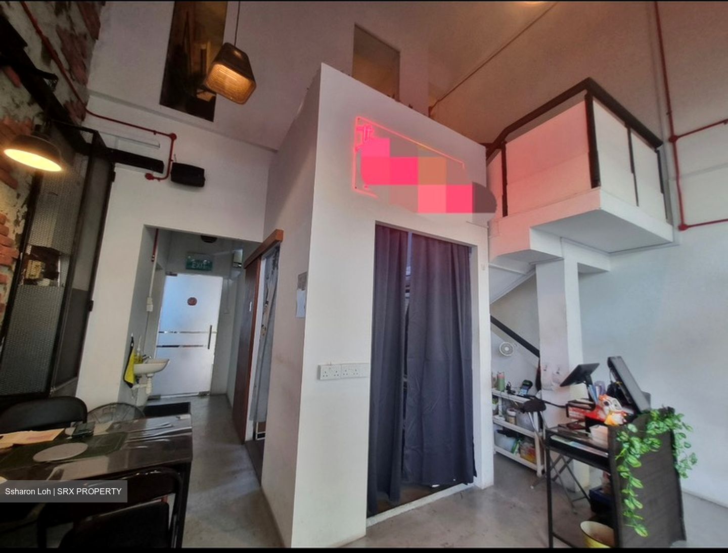 Yio Chu Kang Road (D19), Retail #604375431